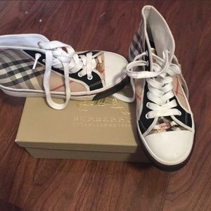 Kids Burberry shoes